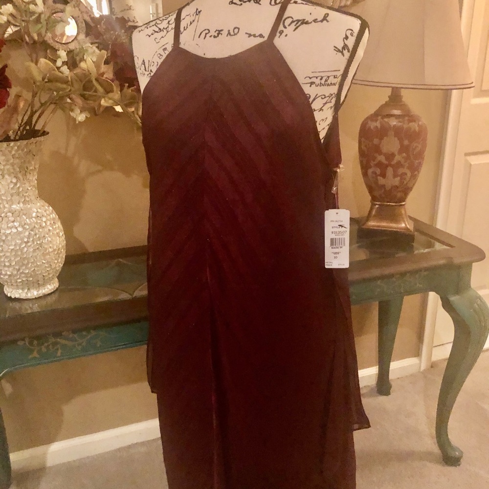 Dress - Picture 2 of 3